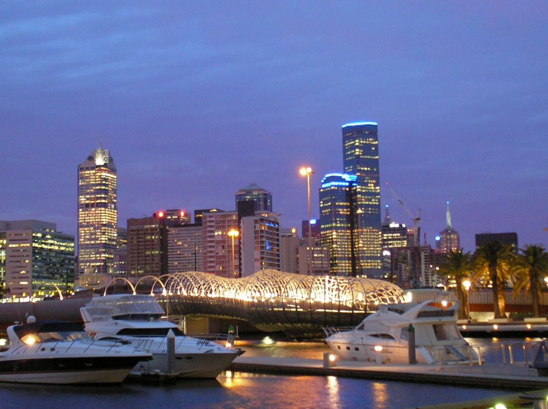 YARRA'S EDGE MARINA