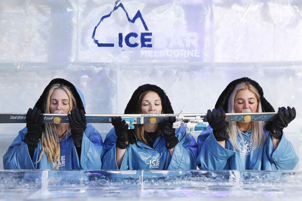 ICE BAR