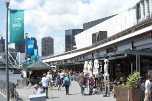 SOUTH WHARF PROMENADE